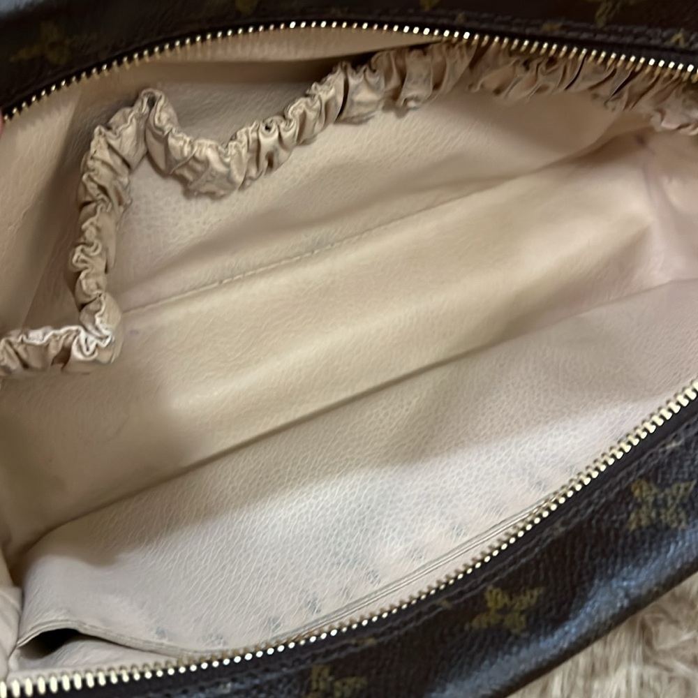Louis Vuitton Trousse 28 - Picture 7 of 12